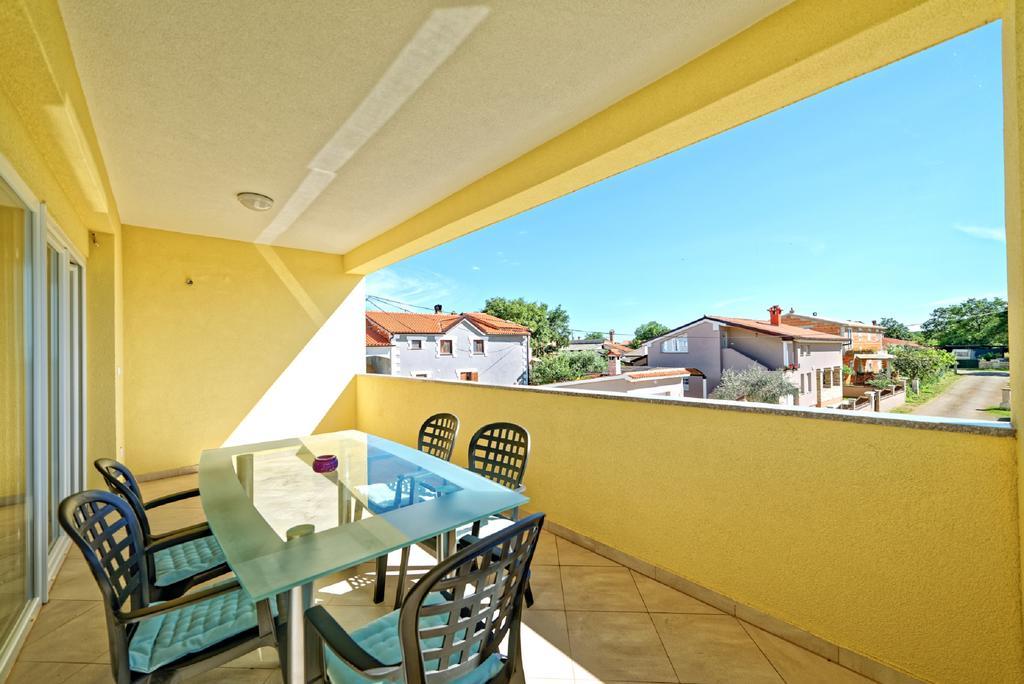 Apartment Una 2 Pula Exterior foto