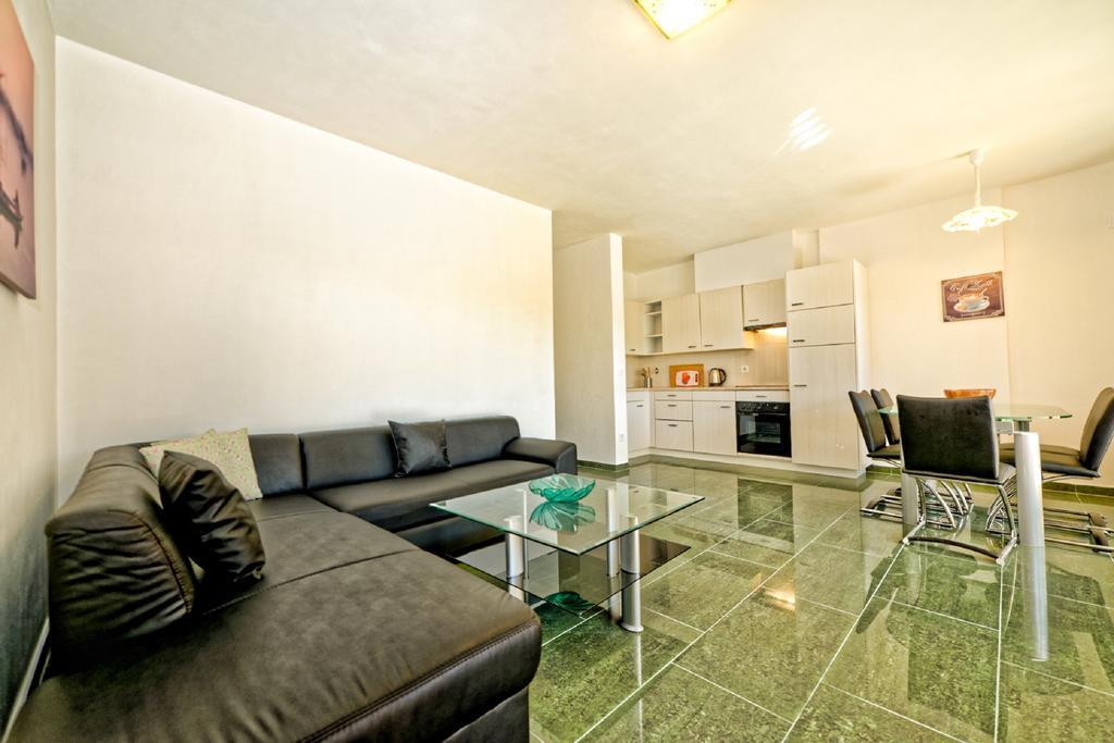 Apartment Una 2 Pula Exterior foto